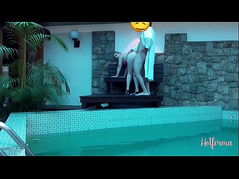 ❤️ Boss hovuza qulluqçu dəvət edir, lakin isti müqavimət göstərə bilmədi ❤❌ Porno fb bizdə az.slowheat.top ️❤